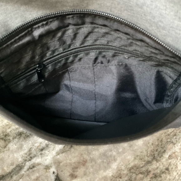 Champion® Velocity Backpack grey/black with logo spellout unisex - Picture 6 of 8